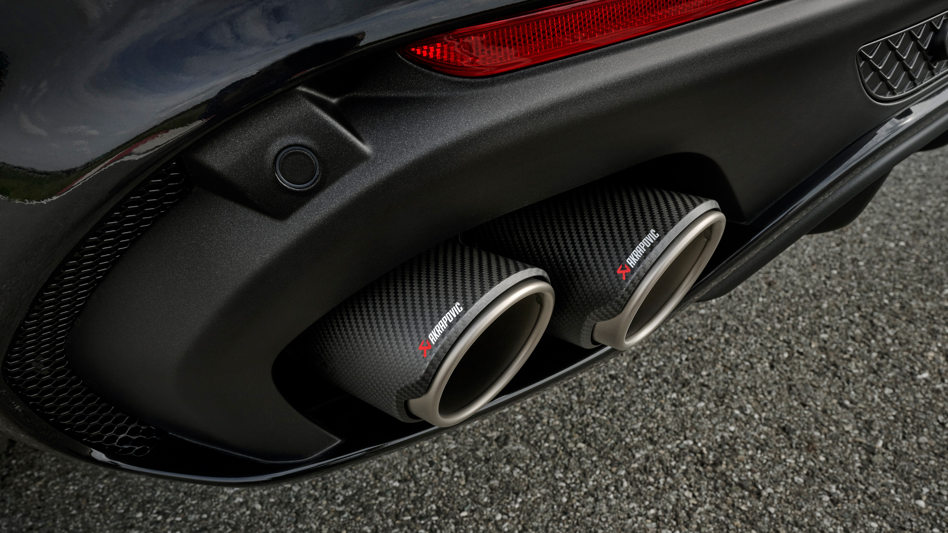 Alfa Romeo Giulia and Stelvio Quadrifoglio Super Sport exhaust 