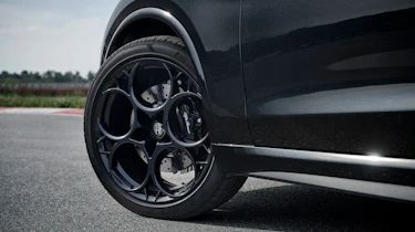 Alfa Romeo Giulia and Stelvio Quadrifoglio Super Sport wheel