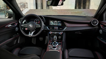 Alfa Romeo Giulia and Stelvio Quadrifoglio Super Sport interior