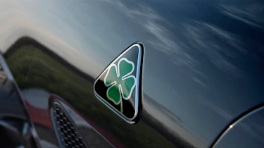Alfa Romeo Giulia and Stelvio Quadrifoglio Super Sport clover leaf badge