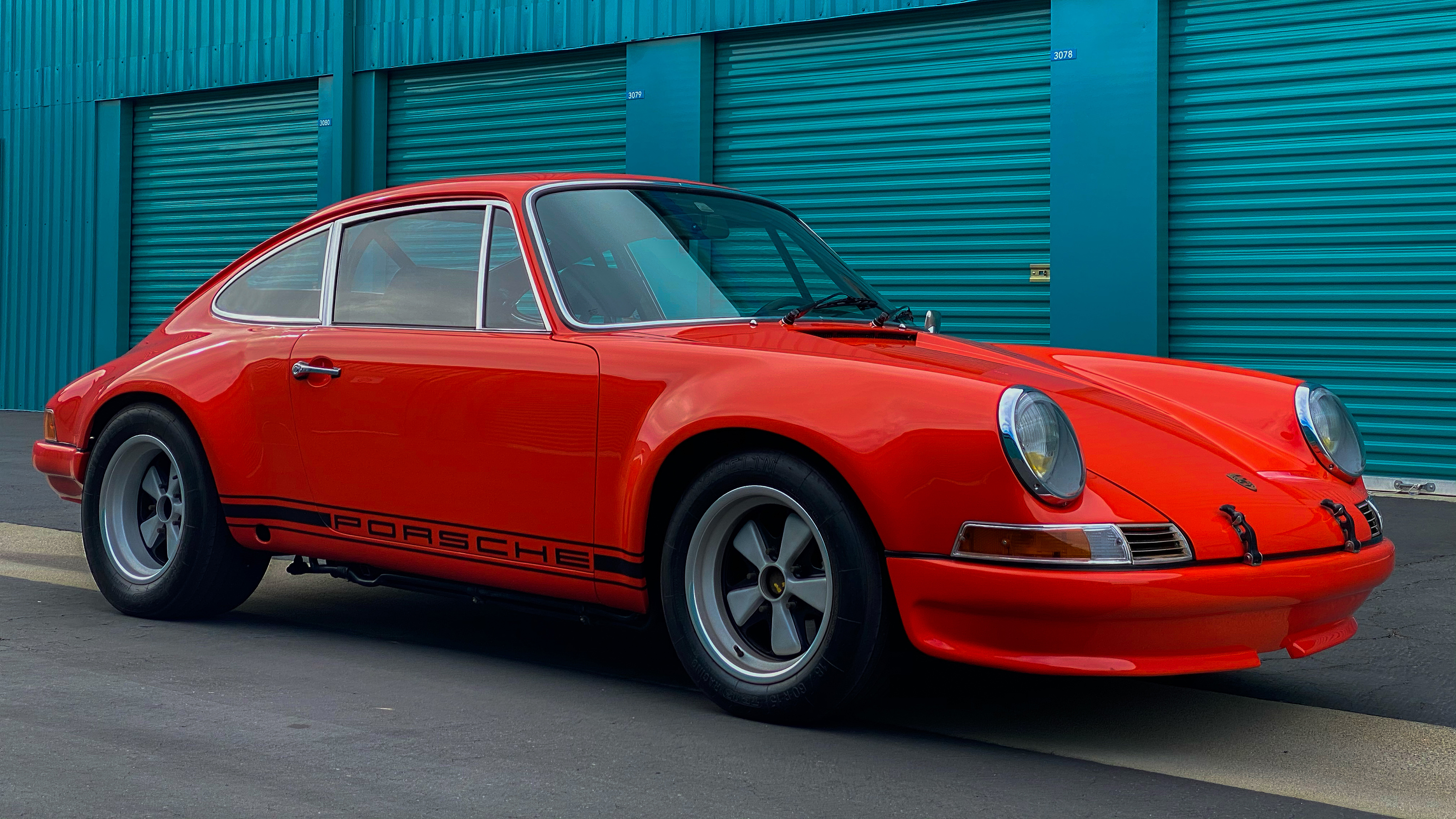 Everrati 911 ST – front quarter