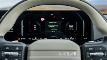 Kia K4 – steering wheel
