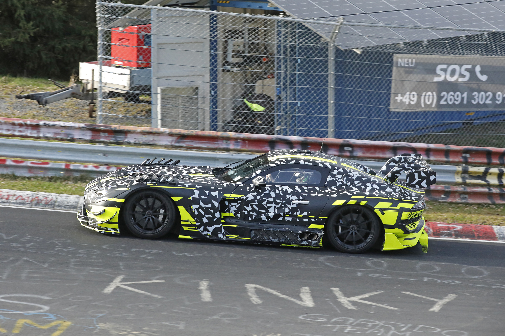 Mercedes-AMG GT Black Series spy shots