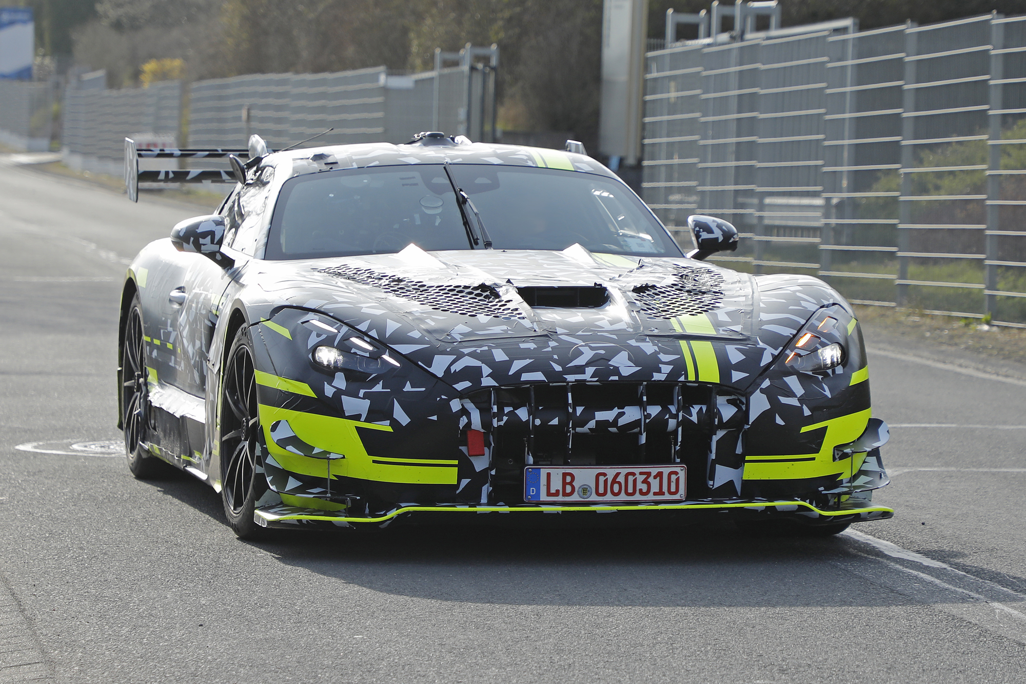 Mercedes-AMG GT Black Series spy shots nose
