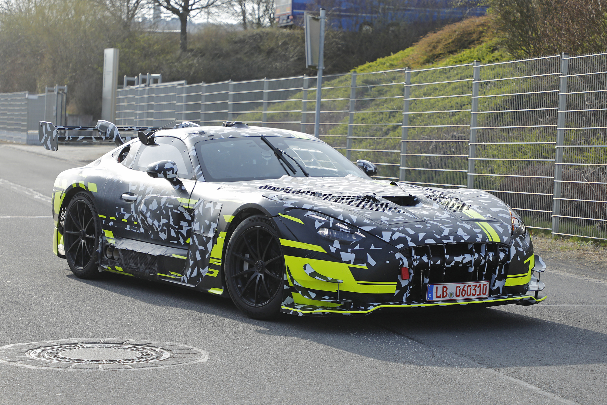Mercedes-AMG GT Black Series spy shots