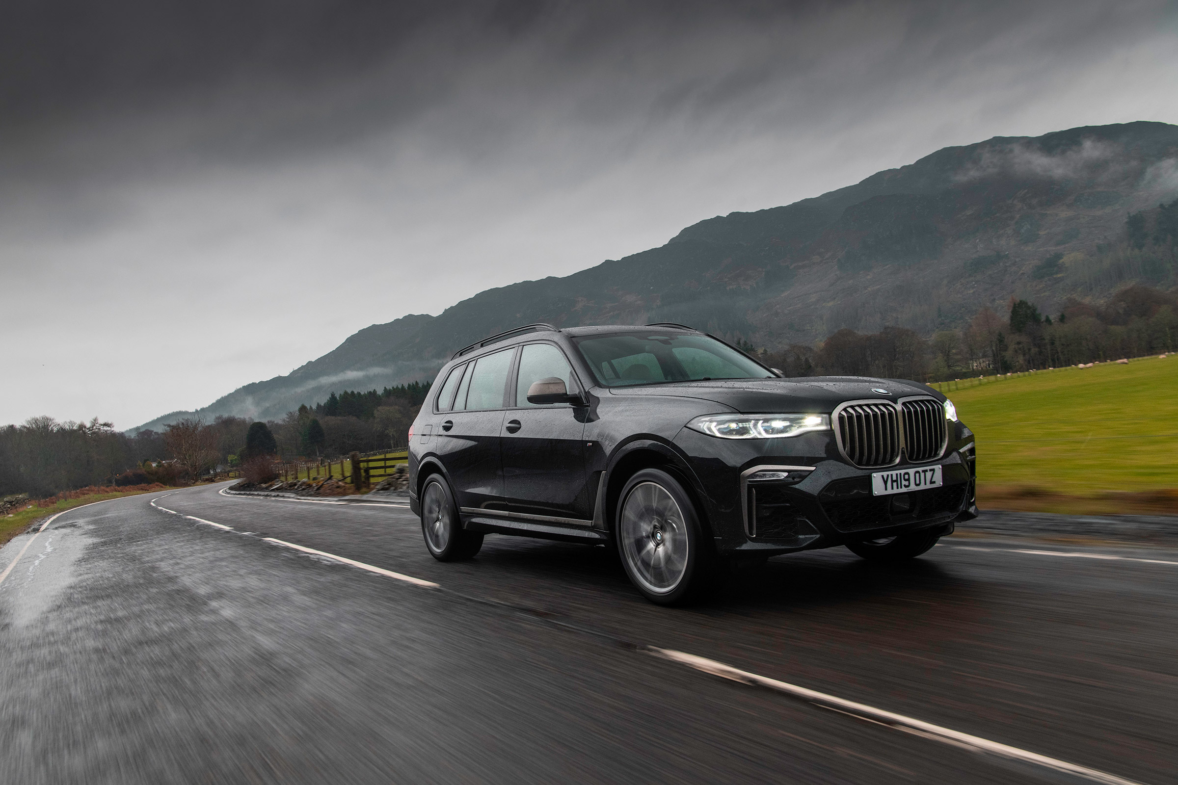 BMW X7 M50d
