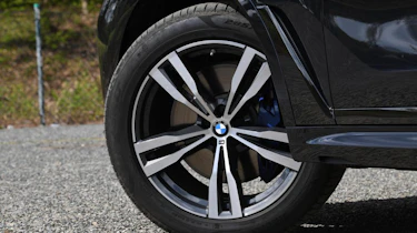 BMW X7 review - wheels