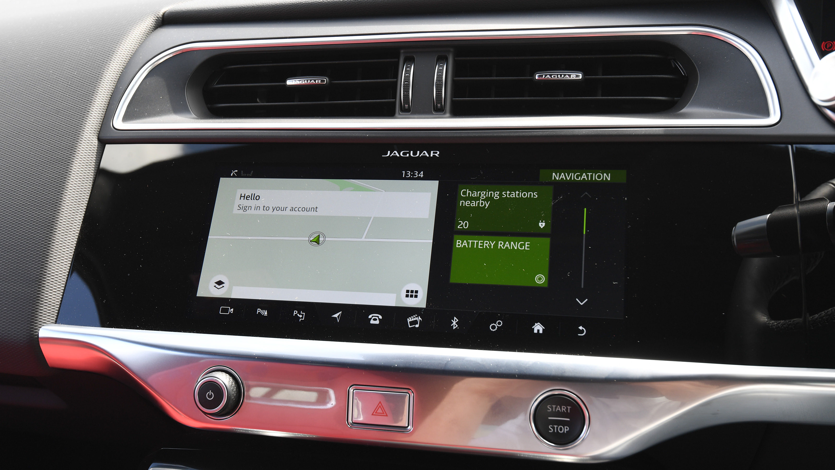 Jaguar I-Pace – infotainment screen