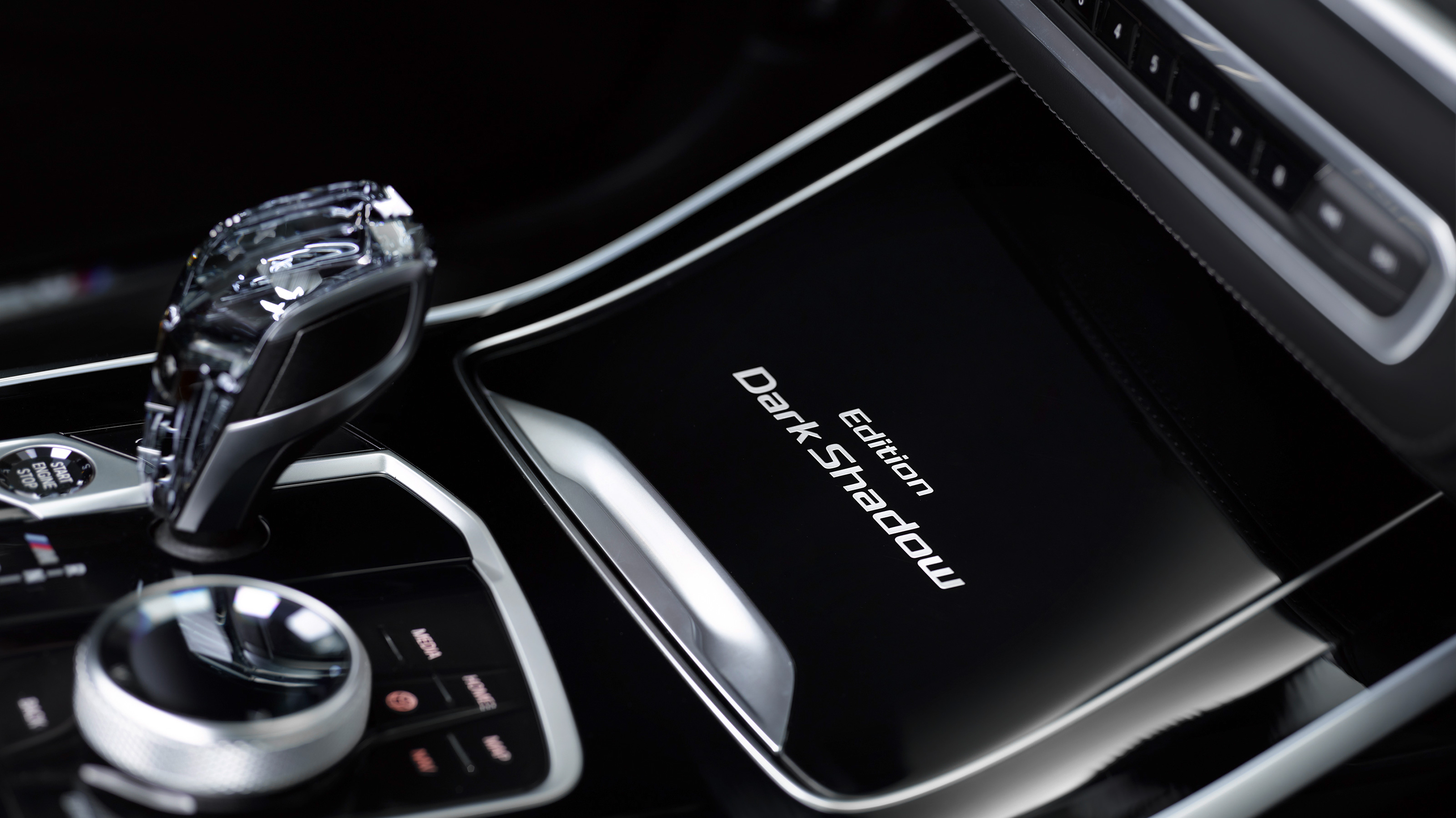BMW X7 review - selector