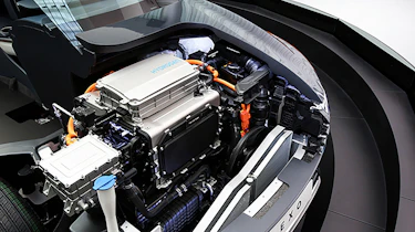 Hydrogen cars – engine bay