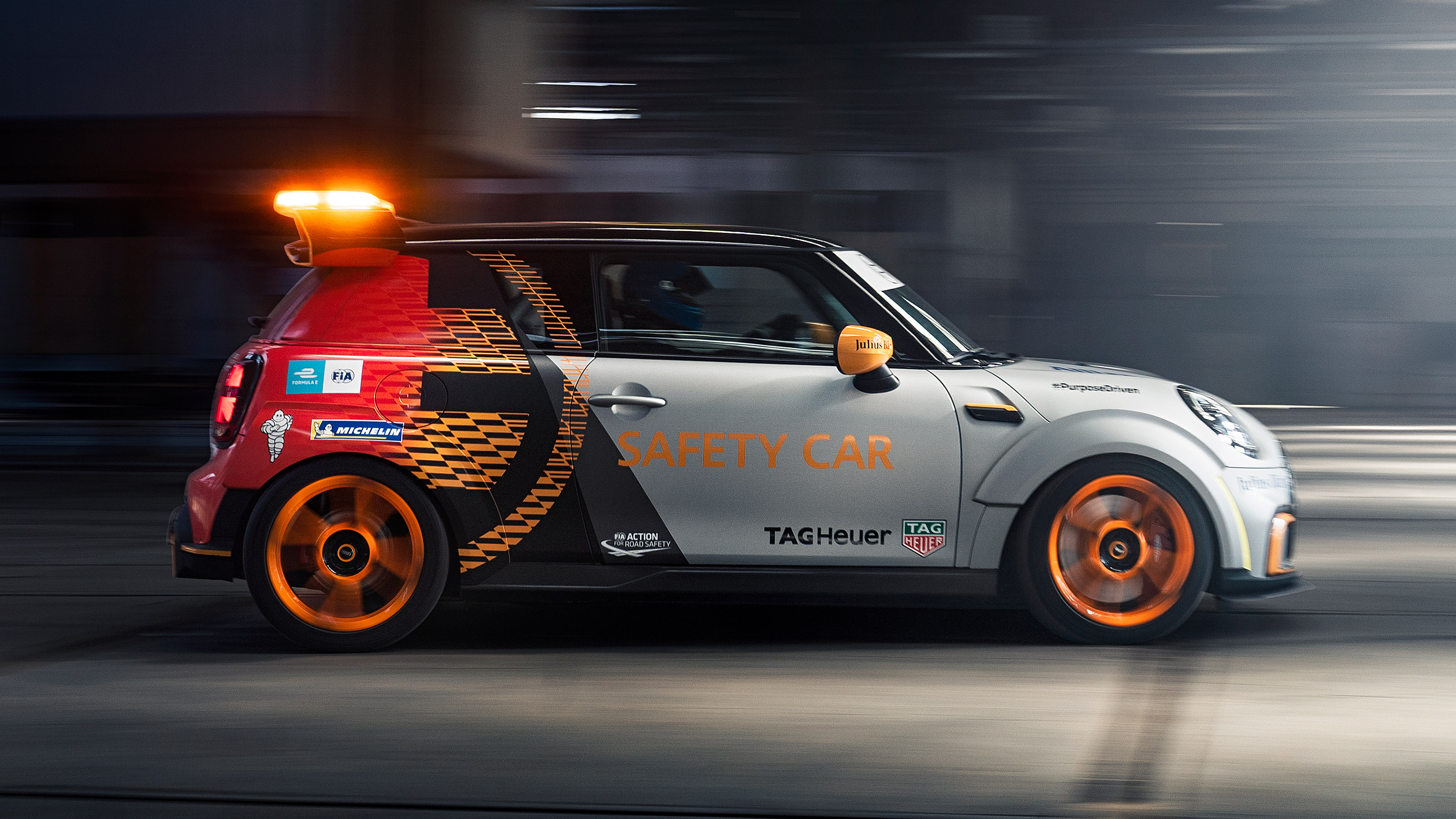 Mini Electric Pacesetter - side