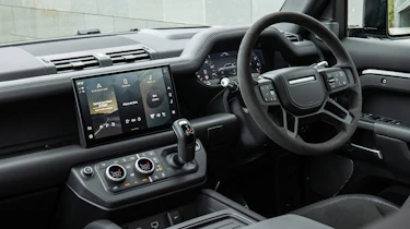 Land Rover Defender V8