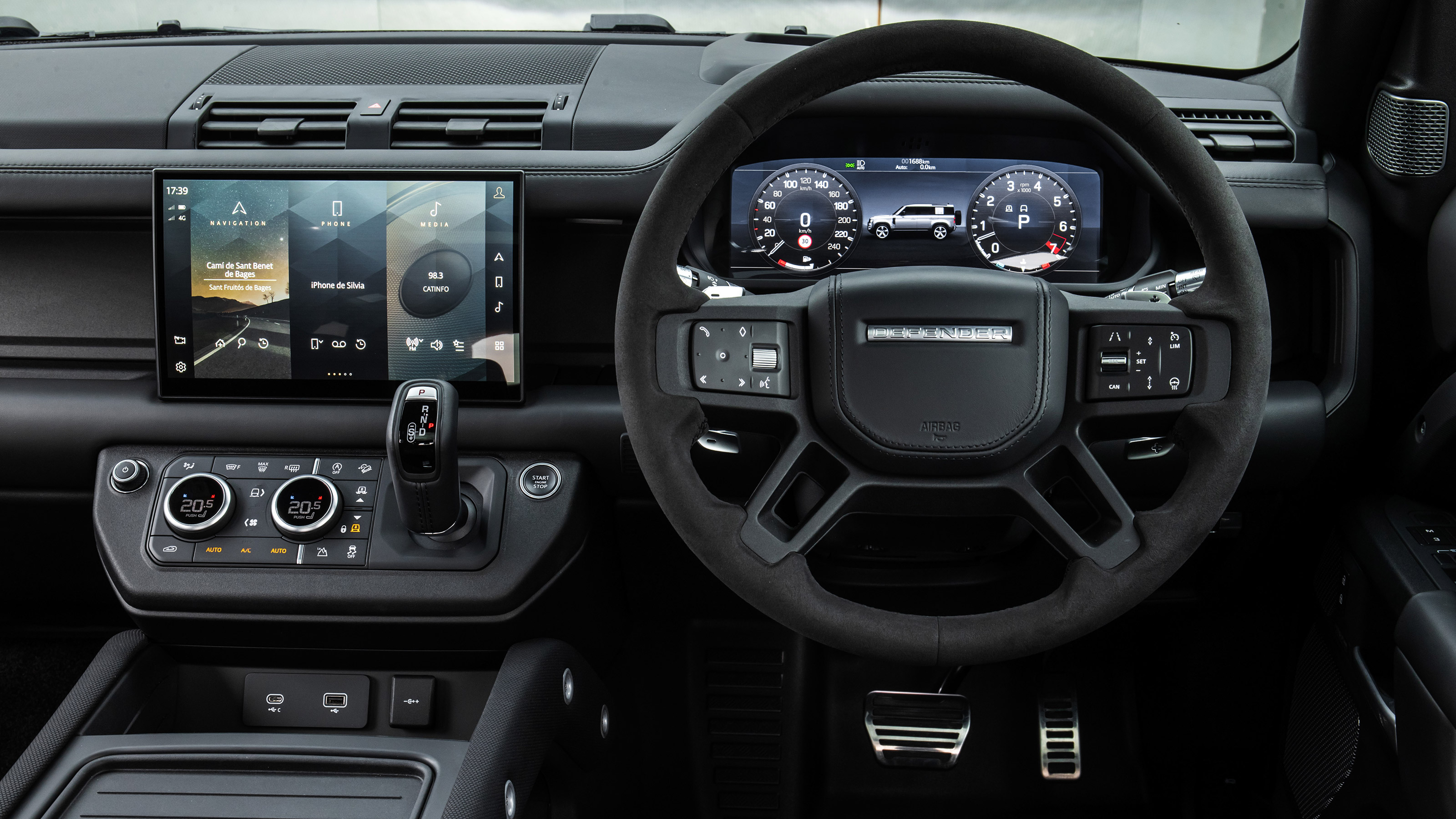 Land Rover Defender V8