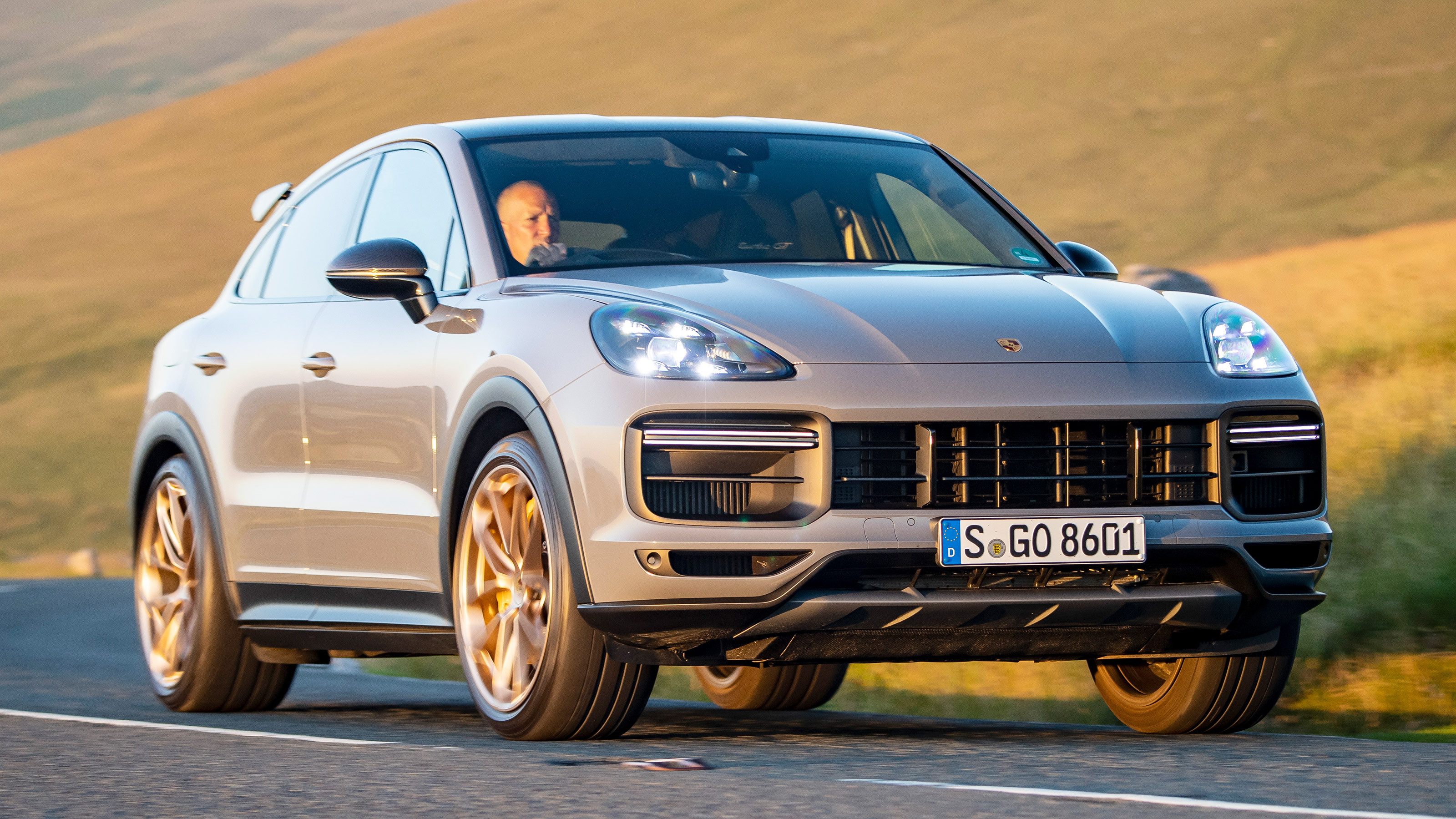 Porsche Cayenne Coupe Turbo GT – front corner