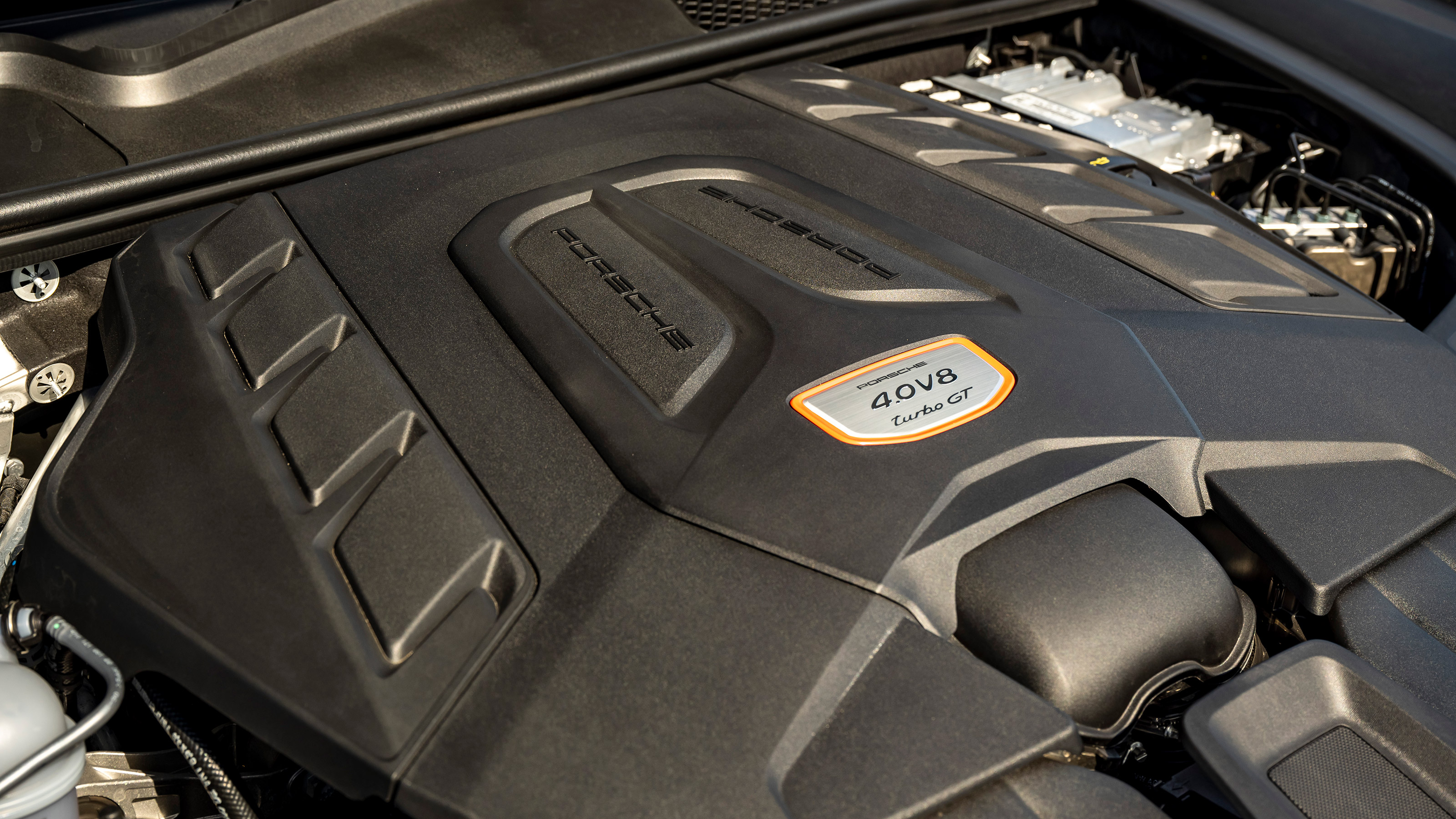 Porsche Cayenne Coupe Turbo GT – engine