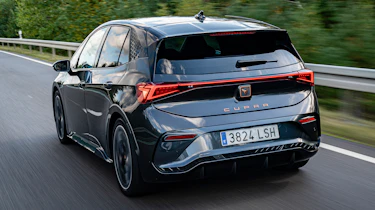 Cupra Born – rear tracking