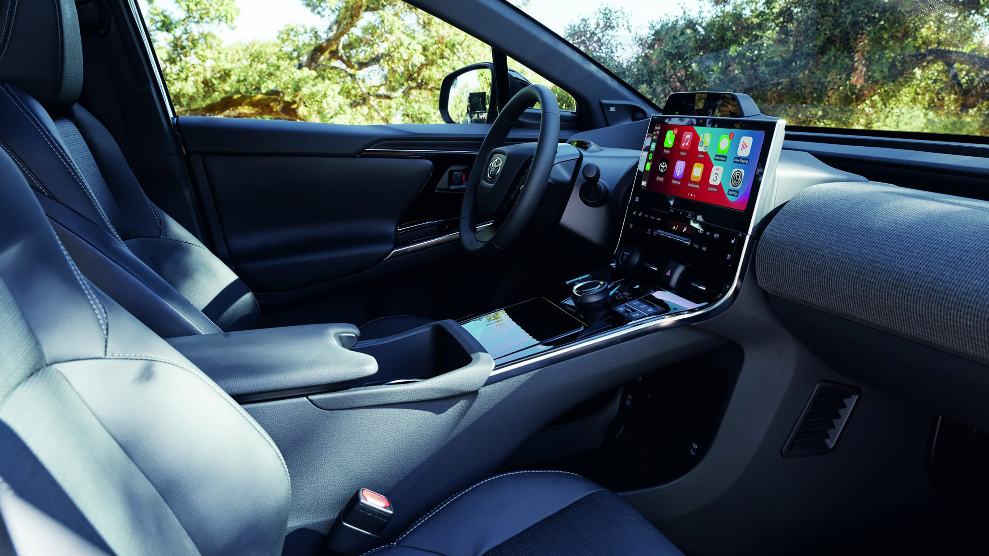 Toyota bZ4x – interior