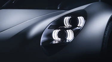 GMA T.33 studio - headlight