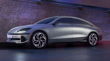 Hyundai Ioniq 6 – front quarter