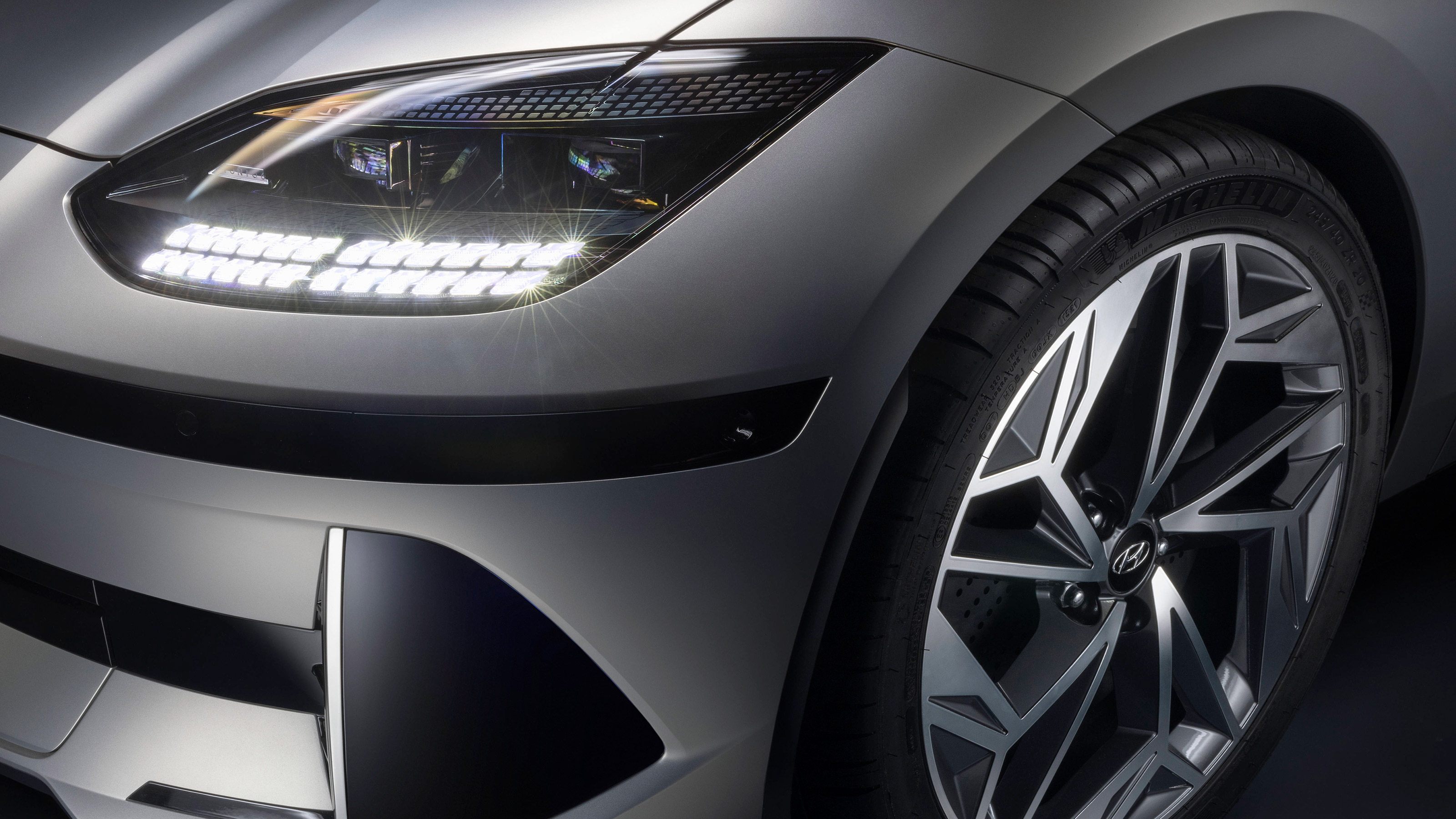 Hyundai Ioniq 6 – lights