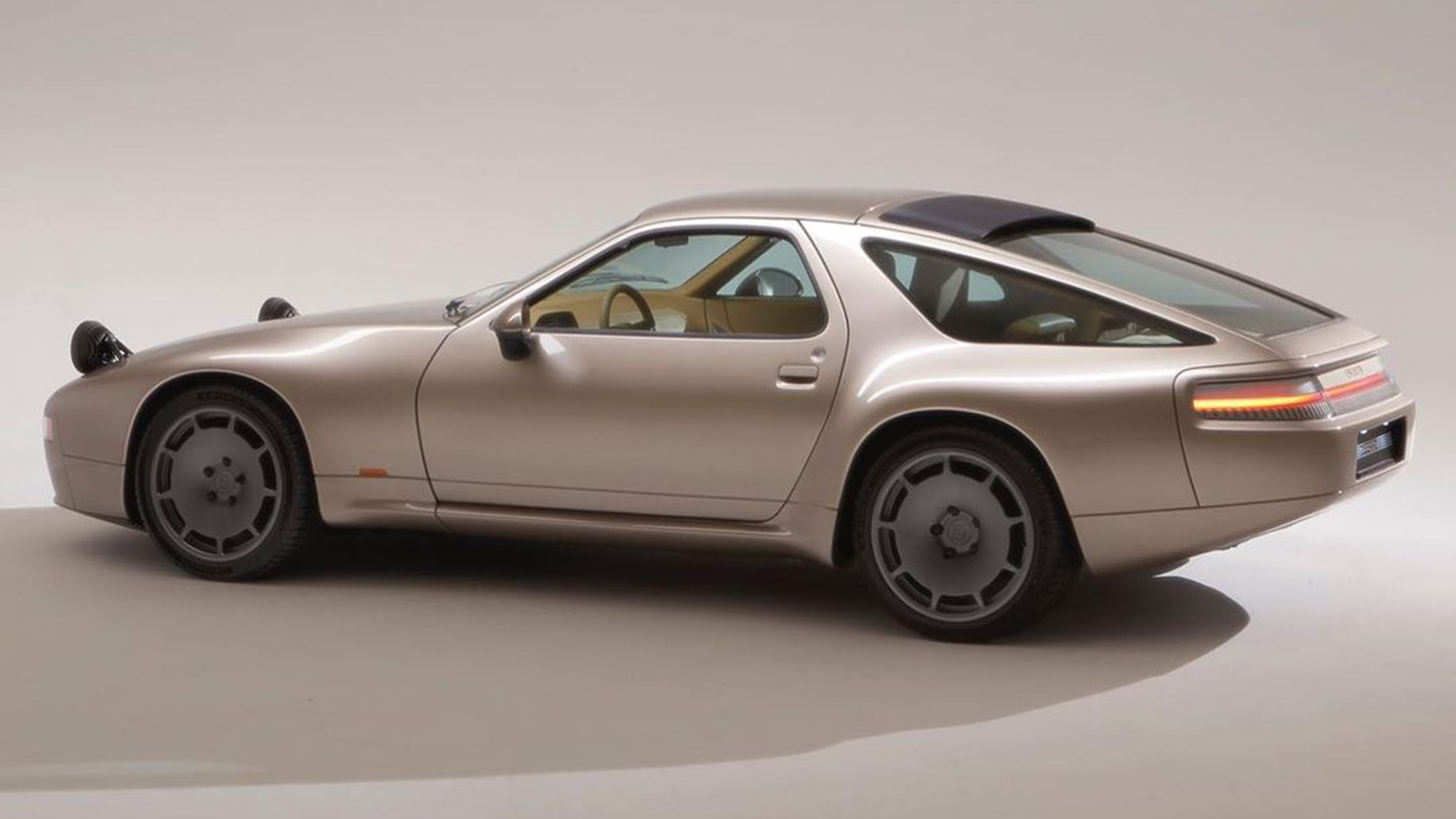 Porsche 928 Narone rear 