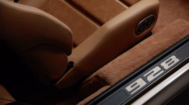 Porsche 928 Narone seats