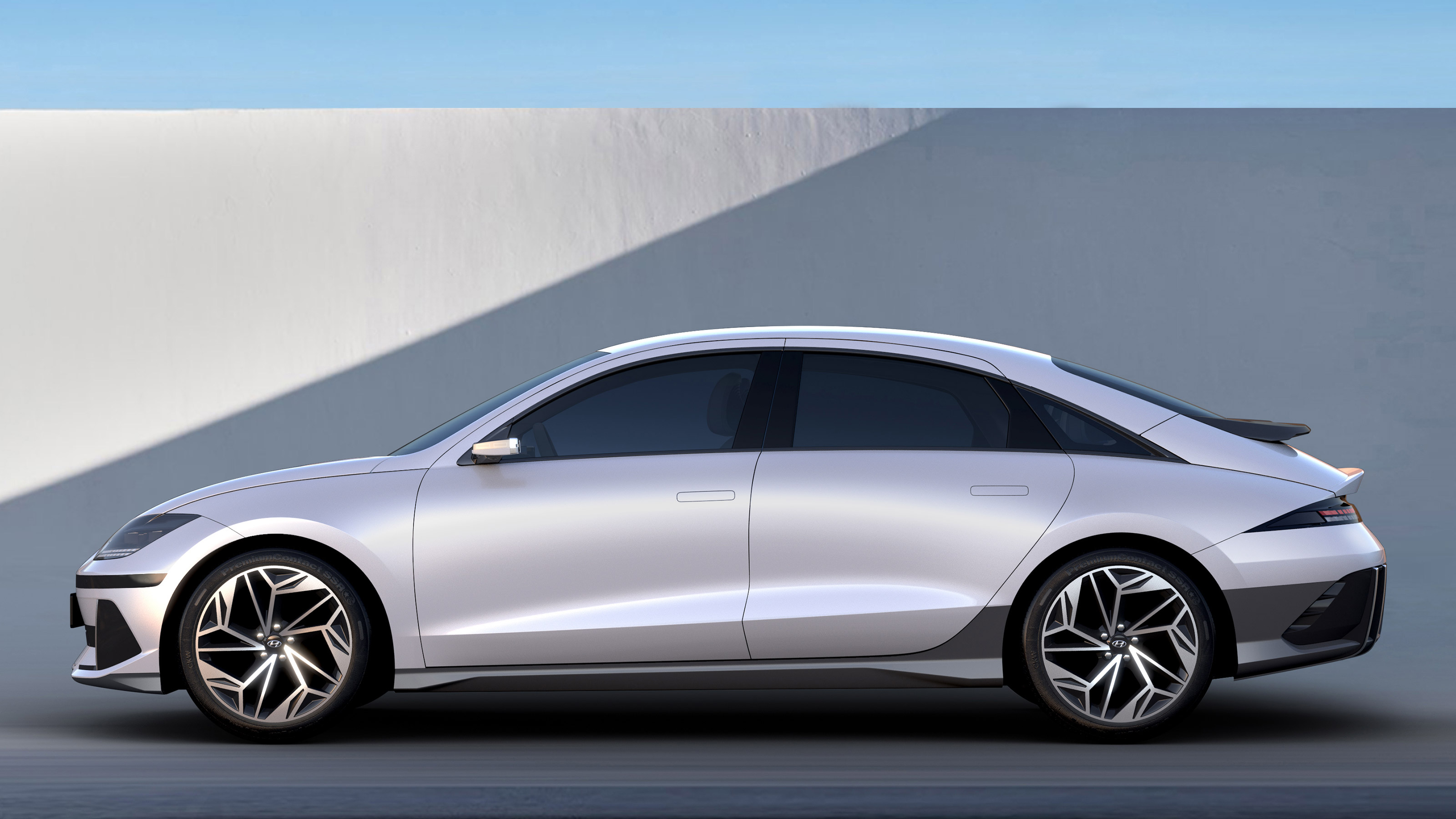 Hyundai Ioniq 6 – side