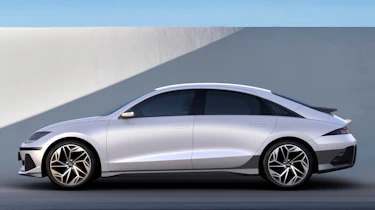 Hyundai Ioniq 6 – side