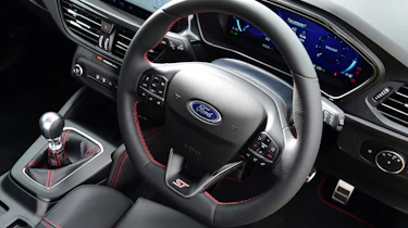 Ford Focus ST 2022 review – cabin