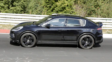 Macan EV – side