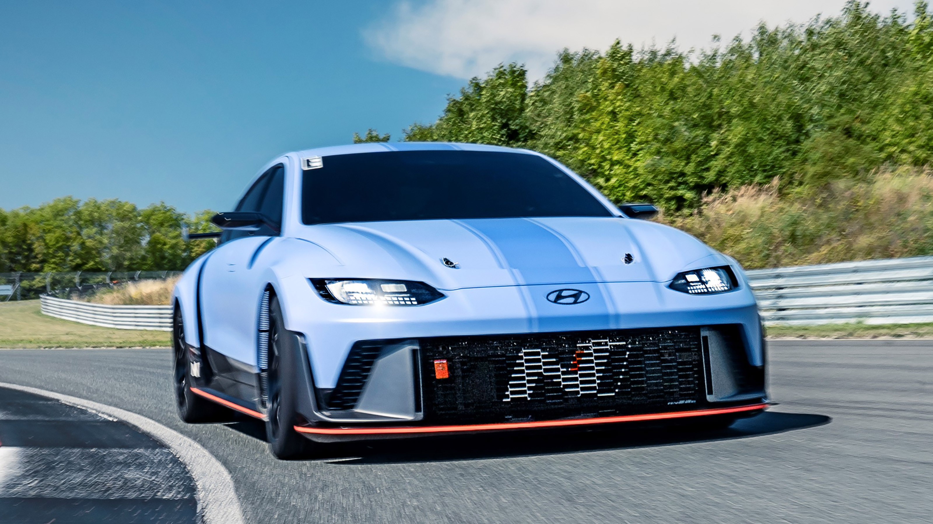 Hyundai Ioniq 6 N Prototype – front tracking