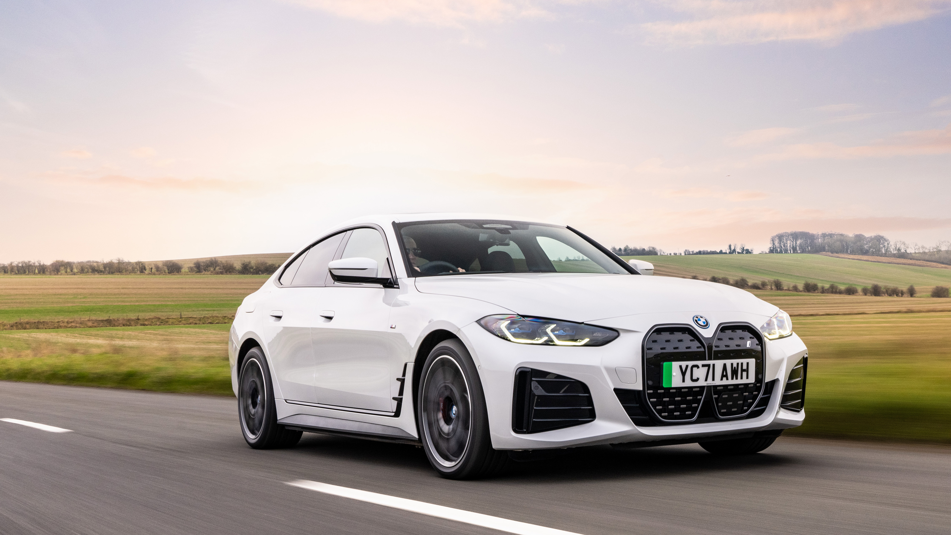 BMW i4 eDrive35 – front