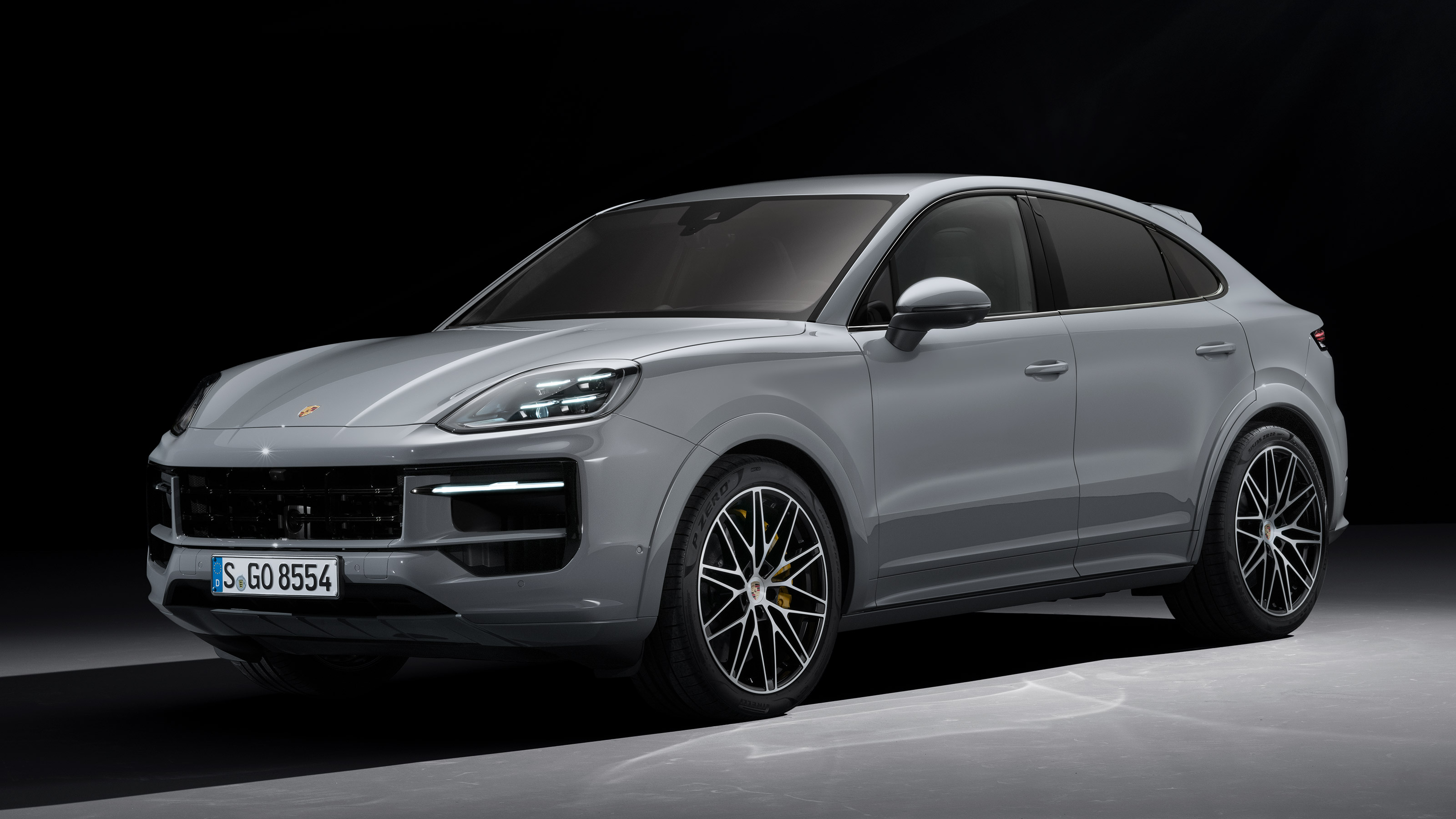Porsche Cayenne Coupe - front