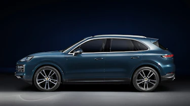 Porsche Cayenne - side