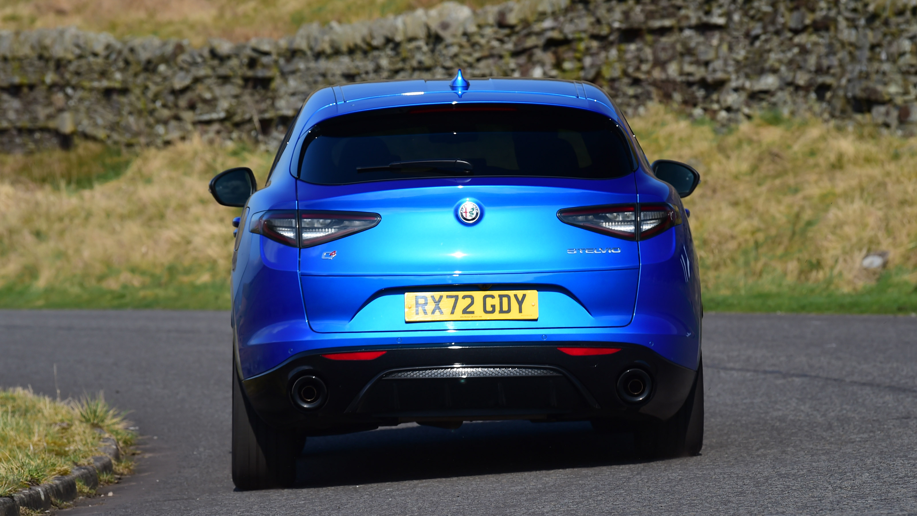 Alfa Romeo Stelvio – rear