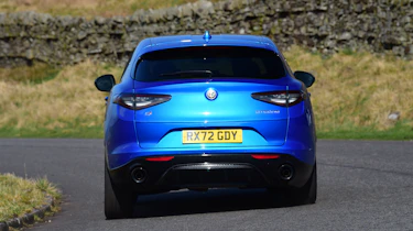 Alfa Romeo Stelvio – rear