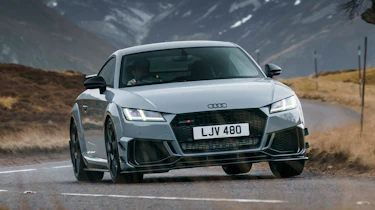 Audi TT RS Iconic Edition – front
