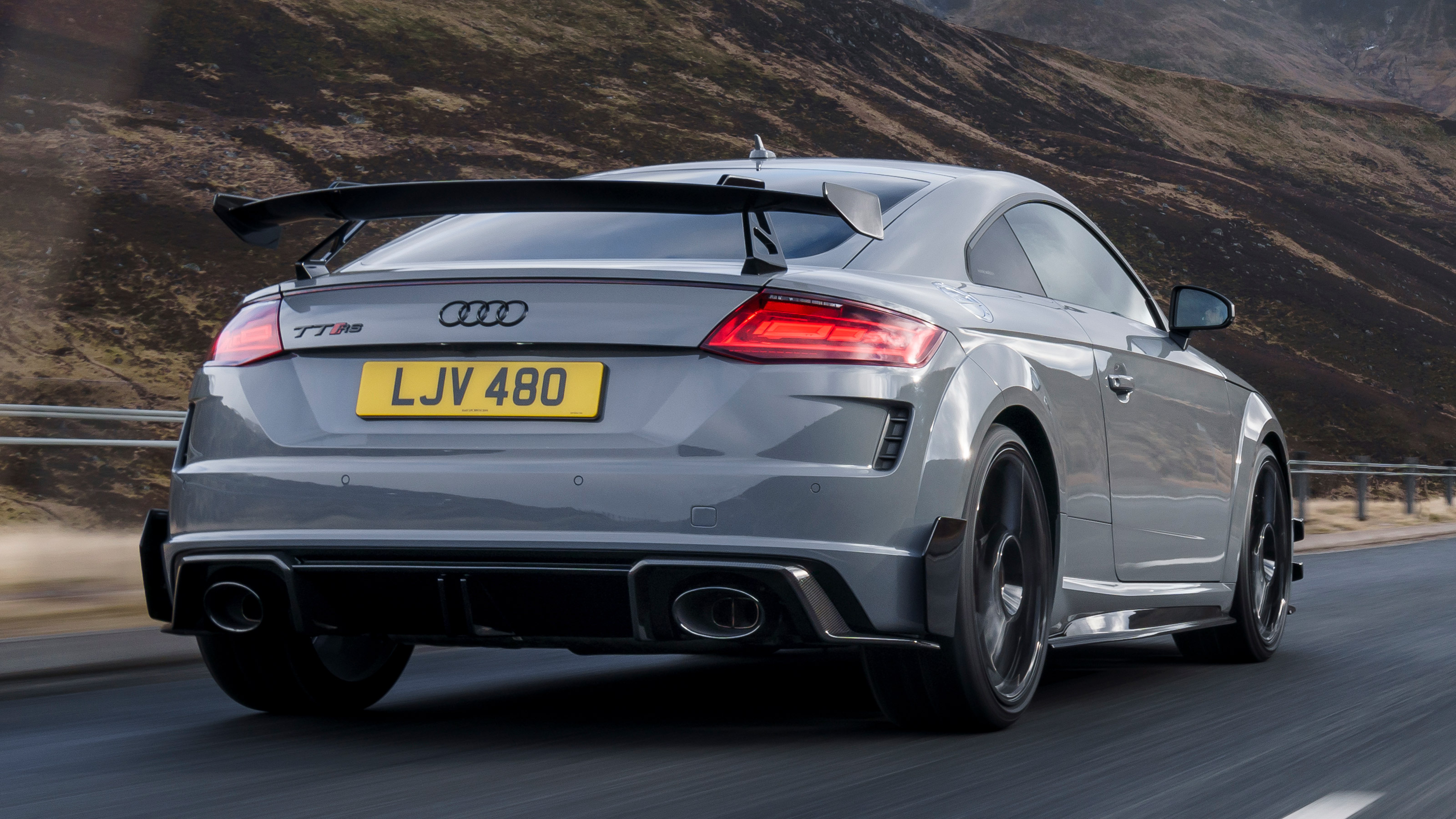 Audi TT RS Iconic Edition – rear