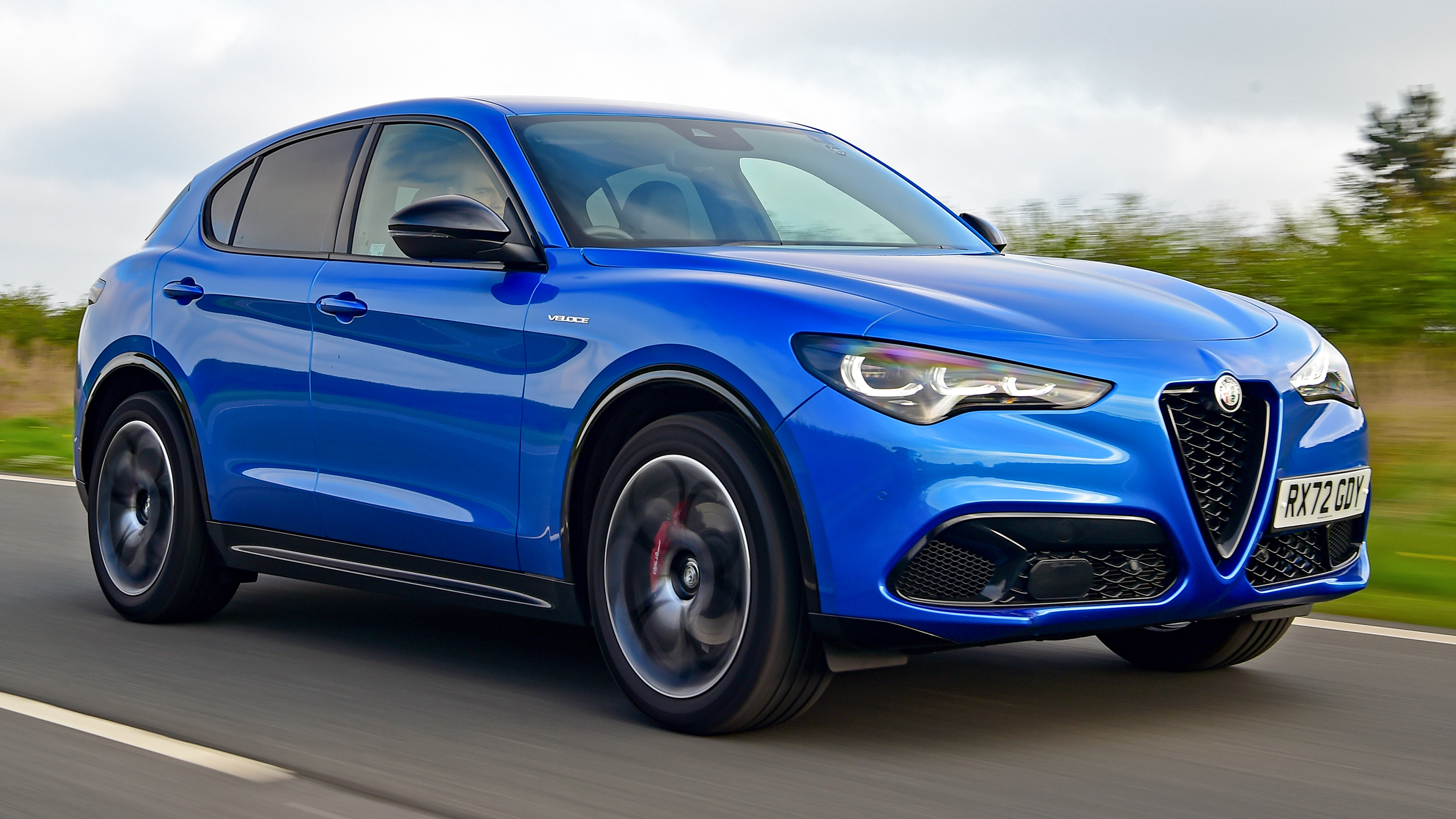 Alfa Romeo Stelvio – front