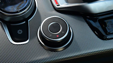 Alfa Romeo Stelvio – DNA switch