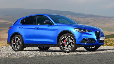 Alfa Romeo Stelvio – front