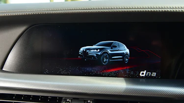 Alfa Romeo Stelvio – infotainment screen