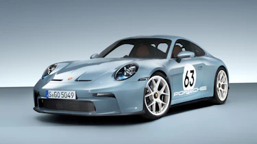 Porsche 911 S/T – front