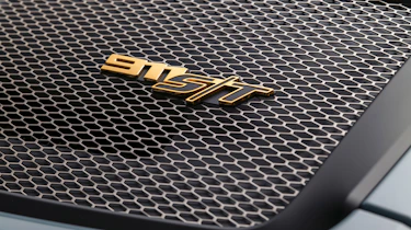 Porsche 911 S/T – badge