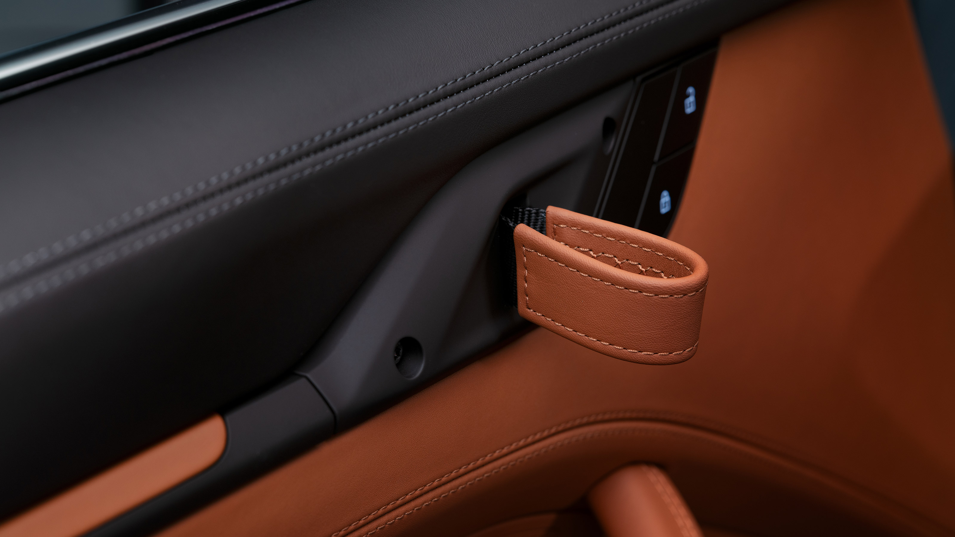 Porsche 911 S/T – door handle