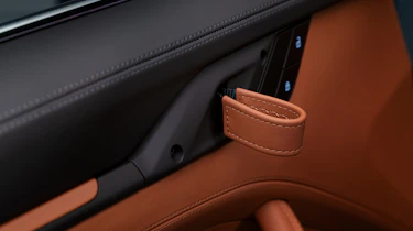 Porsche 911 S/T – door handle