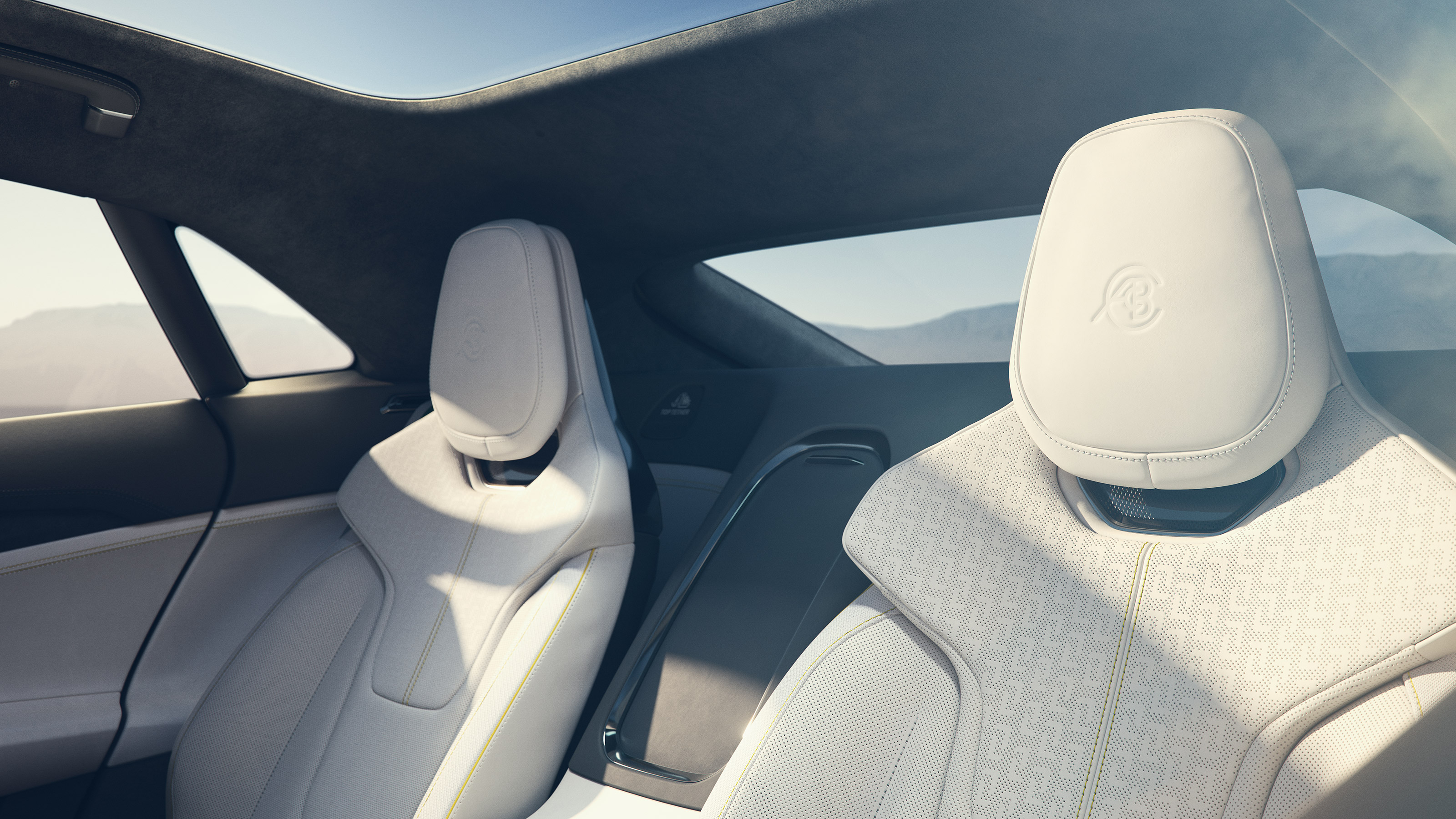 Lotus Emeya – seats