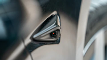 Tesla Model 3 – rear camera