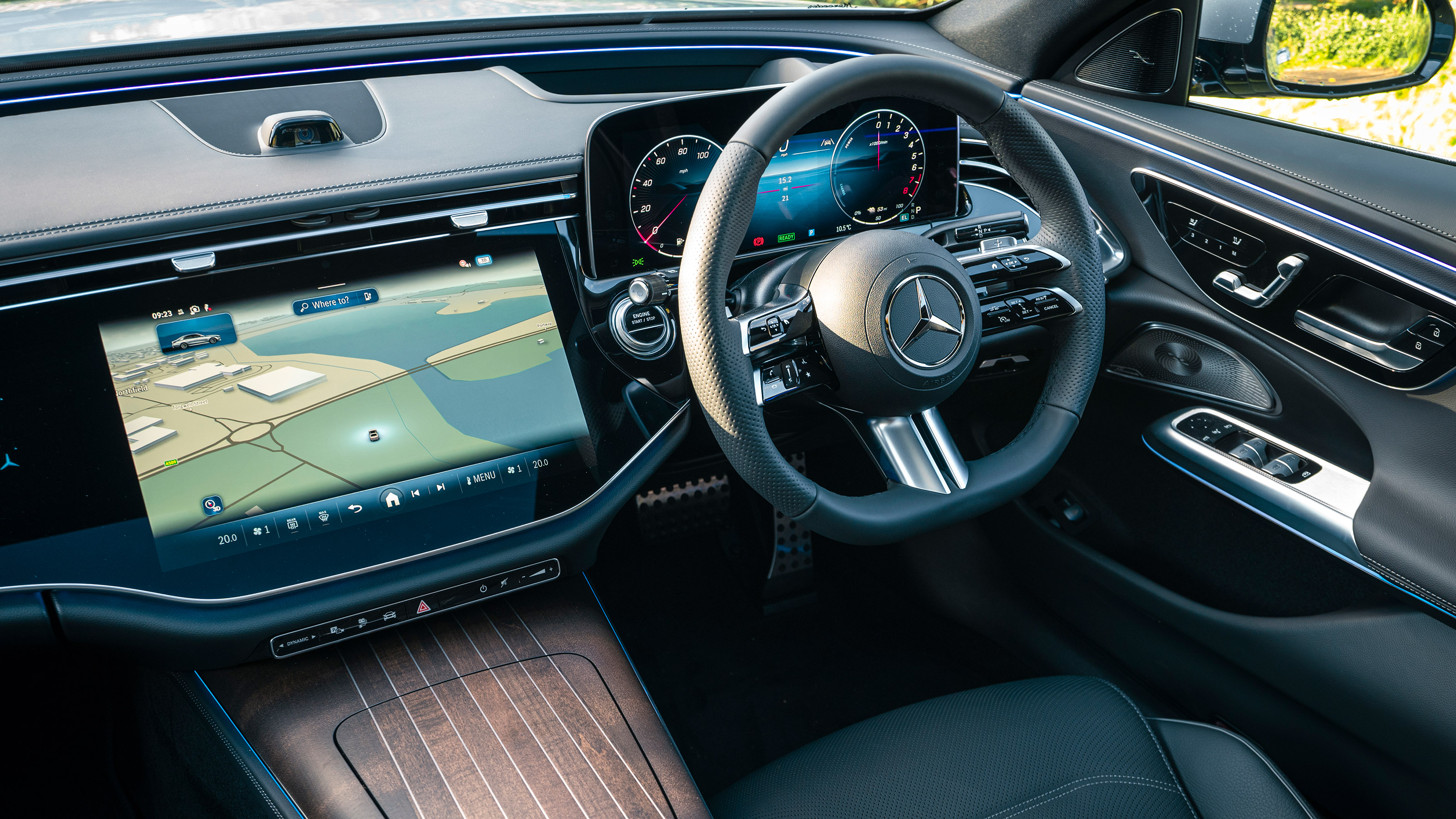 Mercedes E-class – sat nav