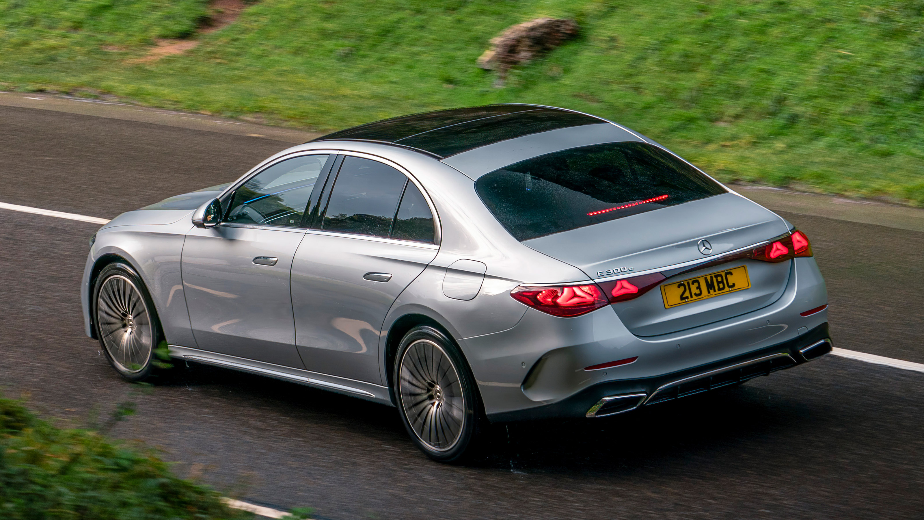 Mercedes E-class – rear